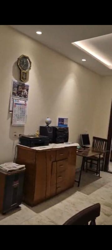 Master Bedroom in 2 BHK Builder Floor at Sector 20 – for Rent