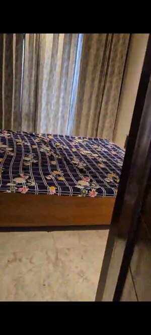 Bedroom in 2 BHK Builder Floor at Sector 20 – for Rent