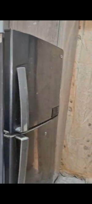 Furnished Amenities in 2 BHK Builder Floor at Sector 20 – for Rent