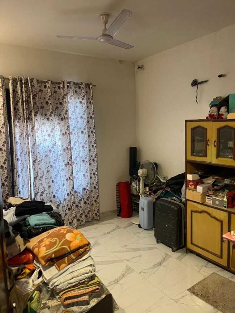 Living Room, sector 27 4 Bedroom 3000 Sq.Ft. Builder Floor In Sector 27 Chandigarh 10054366