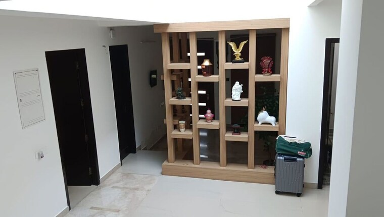 Living Room, vipul-tatvam-villas 5 Bedroom 6150 Sq.Ft. Villa In Sector 48 Gurgaon 10052929