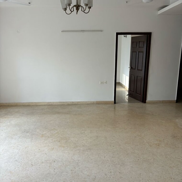 Room, mahagun-maple 4 Bedroom 2175 Sq.Ft. Apartment In Sector 51 Noida 10054416