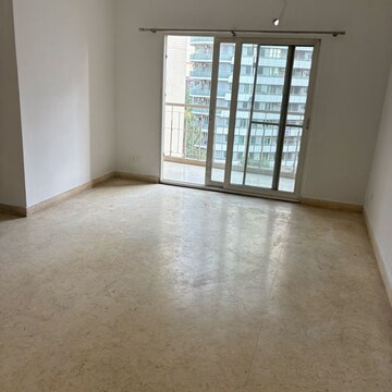 Room in 4 BHK Apartment at Mahagun Maple, Sector 51 – for Rent