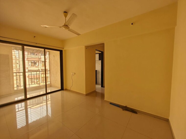 Room, om-prabhu-manohar-chs 1 Bedroom 665 Sq.Ft. Apartment In Seawoods Sector 50 Navi Mumbai 10054426