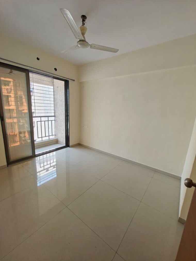 Room, om-prabhu-manohar-chs 1 Bedroom 665 Sq.Ft. Apartment In Seawoods Sector 50 Navi Mumbai 10054426
