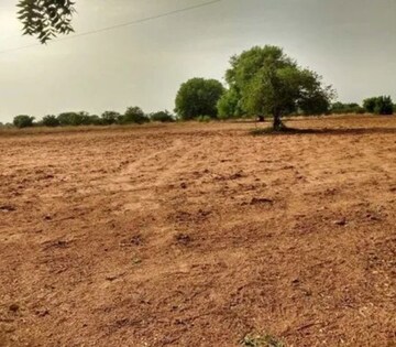  Plot For Sale in DLF Queens Court, Greater Kailash ii