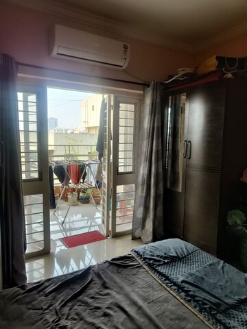 Bedroom in 2 BHK Apartment at GK Rose Valley, Pimple Saudagar – for Rent