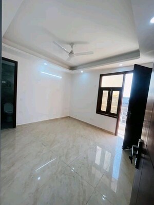 Room in 2 BHK Builder Floor at Palm Residency Chhatarpur, Chattarpur – for Rent