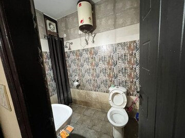 Bathroom in 2 BHK Independent House at Pathribagh – for Rent