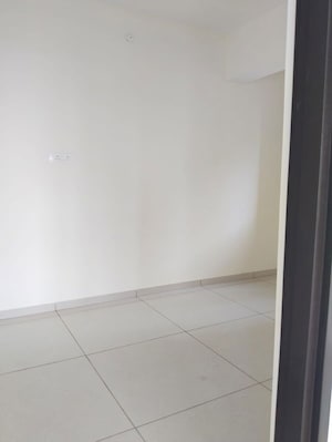 2 BHK Apartment For Sale in Chandak 34 Park Estate, Goregaon West