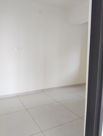 2 BHK Apartment For Sale in Chandak 34 Park Estate, Goregaon West