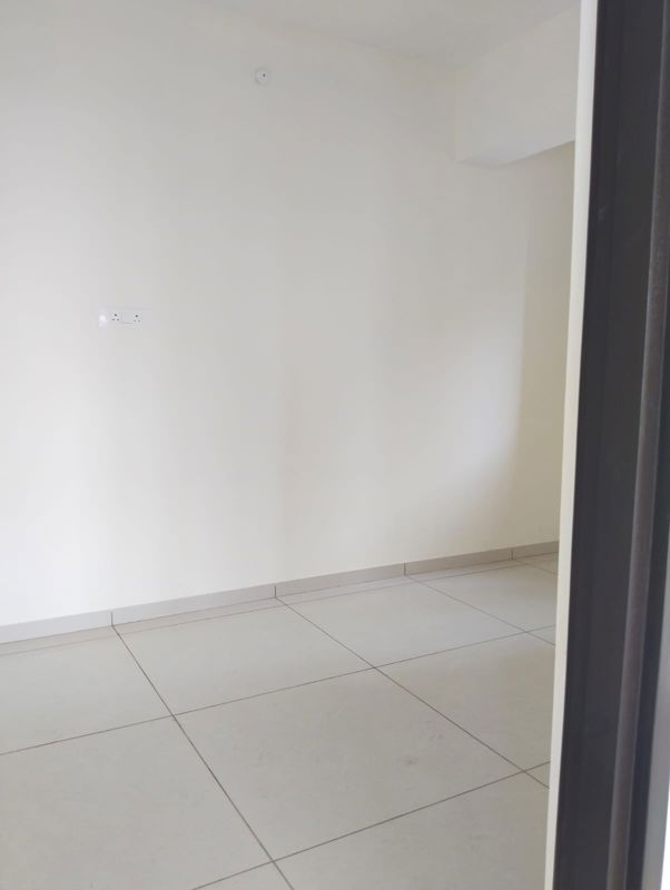2 BHK Apartment For Sale in Chandak 34 Park Estate