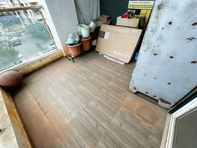 Balcony, narhe 2 Bedroom 1042 Sq.Ft. Apartment In Narhe Pune 10054537