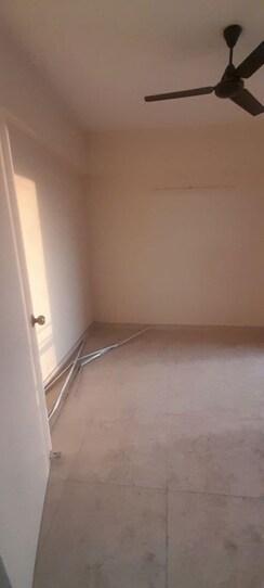 2 BHK Apartment For Rent in Signature Global The Millennia