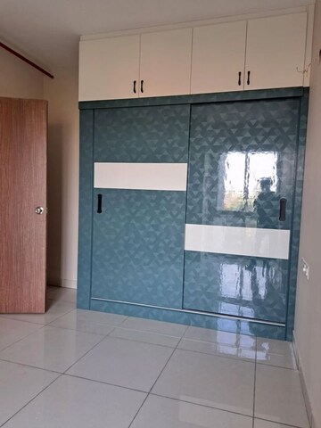 Room in 3 BHK Apartment at UKN The Belvedere, Devanahalli – for Rent
