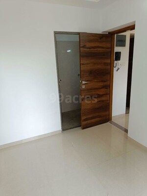 Room in 1 BHK Apartment at Dimple 19 North, Kandivali West – for Rent