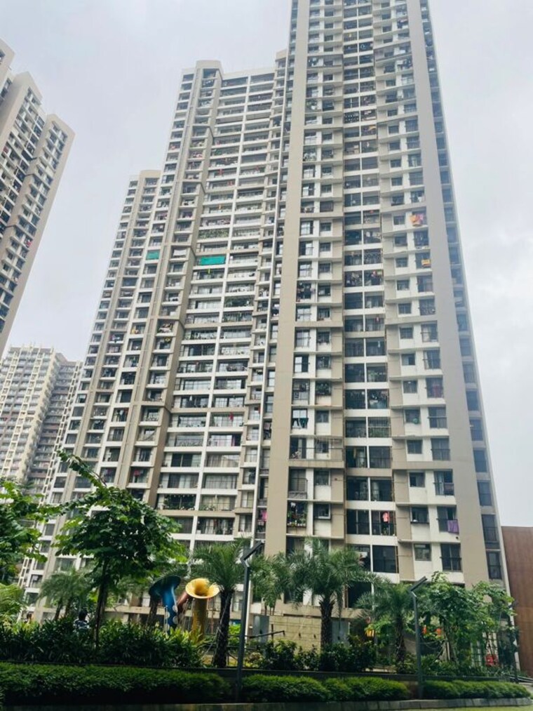 Exterior View, runwal-eirene-part-1 2 Bedroom 570 Sq.Ft. Apartment In Balkum Pada Thane 10047133