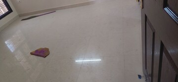 Room in 3 BHK Apartment at Raj Surya Greens, Raebareli Road – for Rent