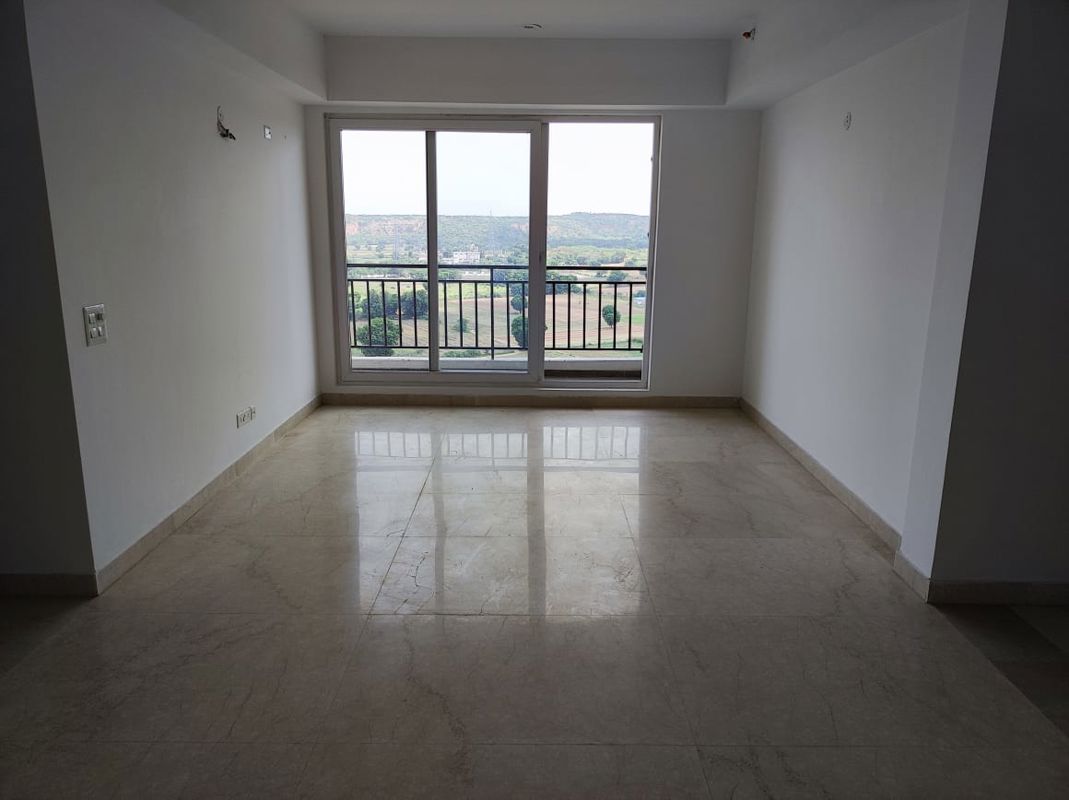 3 BHK Apartment For Rent in Umang Winter Hills Phase 2