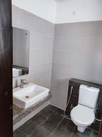 Bathroom in 3 BHK Apartment at Umang Winter Hills Phase 2, Sector 77 – for Rent