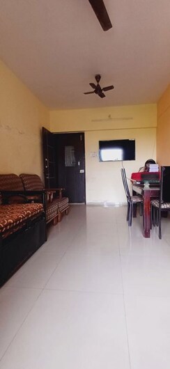 2 BHK + Pooja Room Apartment For Sale in Vanita Chs Vartak Nagar