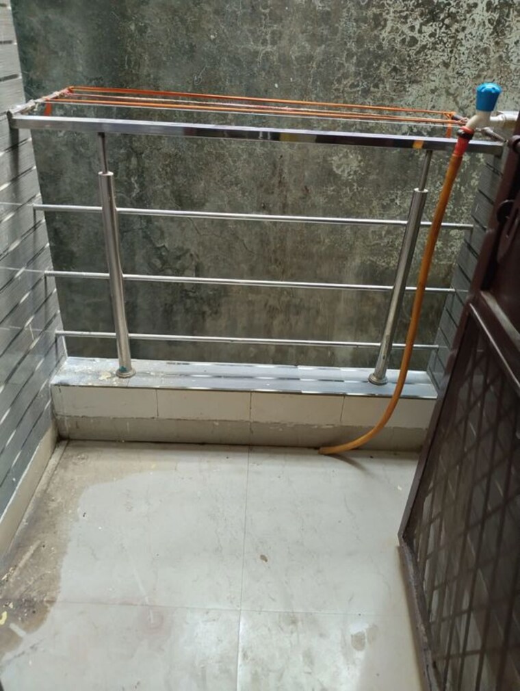 Balcony, neb sarai 1 Bedroom 450 Sq.Ft. Builder Floor In Neb Sarai Delhi 10054691