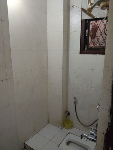 Bathroom in 1 BHK Builder Floor at Neb Sarai – for Rent