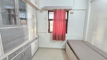 Room in 1 BHK Apartment at Evershine Nagar – for Rent