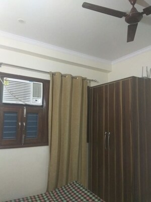 Furnished Amenities in 1 RK Builder Floor at East Of Kailash – for Rent