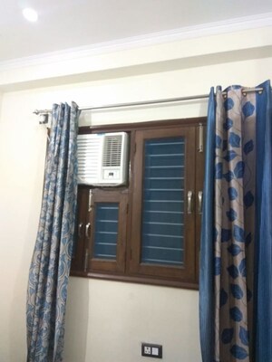 1 RK Builder Floor For Rent in East Of Kailash