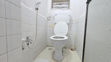 Bathroom in 1 BHK Apartment at Haridwar Apartments, Evershine Nagar – for Rent