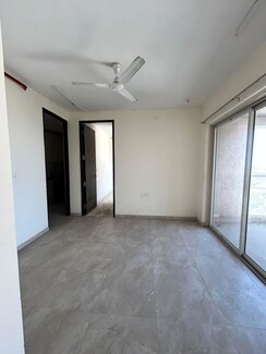 2 BHK Apartment For Rent in Roswalt Heights