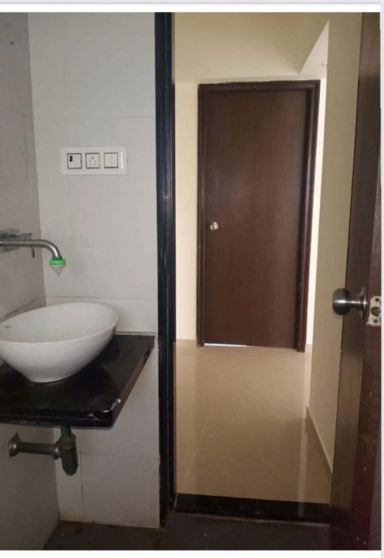 Bathroom, ruparel-sky-green 1 Bedroom 423 Sq.Ft. Apartment In Kandivali West Mumbai 10054716