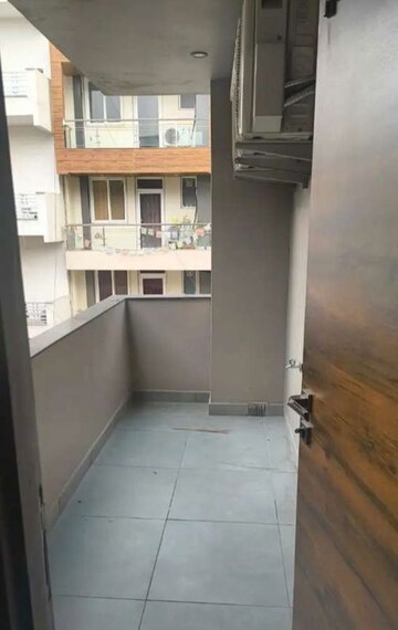 Staircase in 1 BHK Apartment at Lalbagh – for Rent