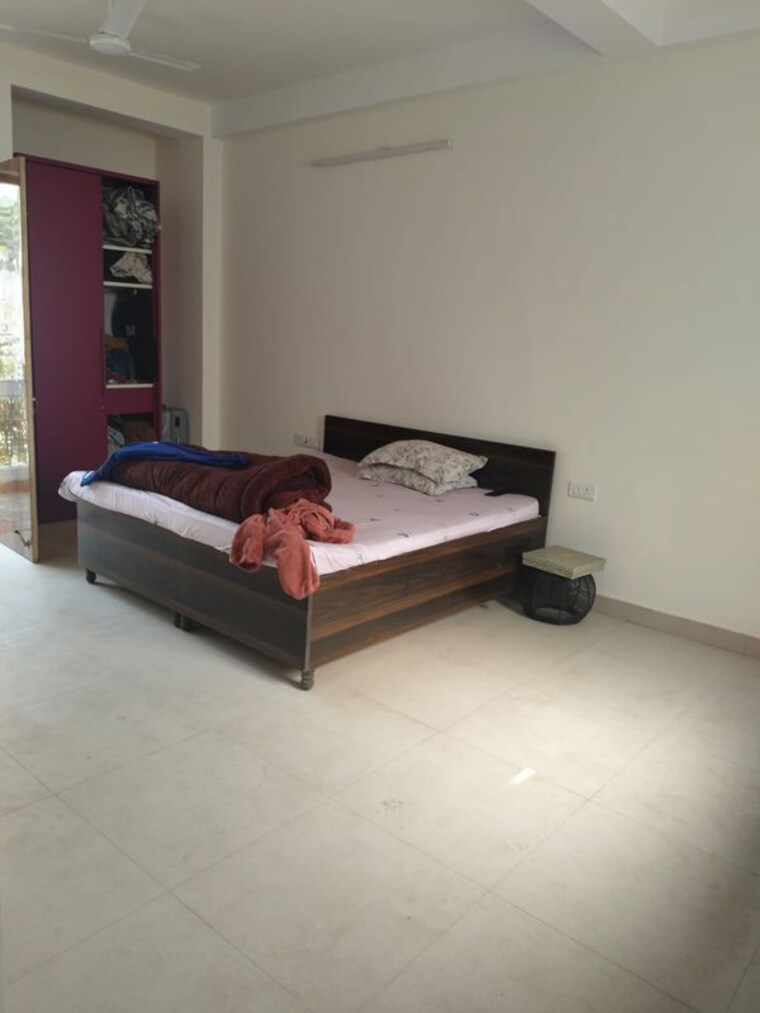 Bedroom, sector 23 1 Bedroom 700 Sq.Ft. Builder Floor In Sector 23 Gurgaon 10054714