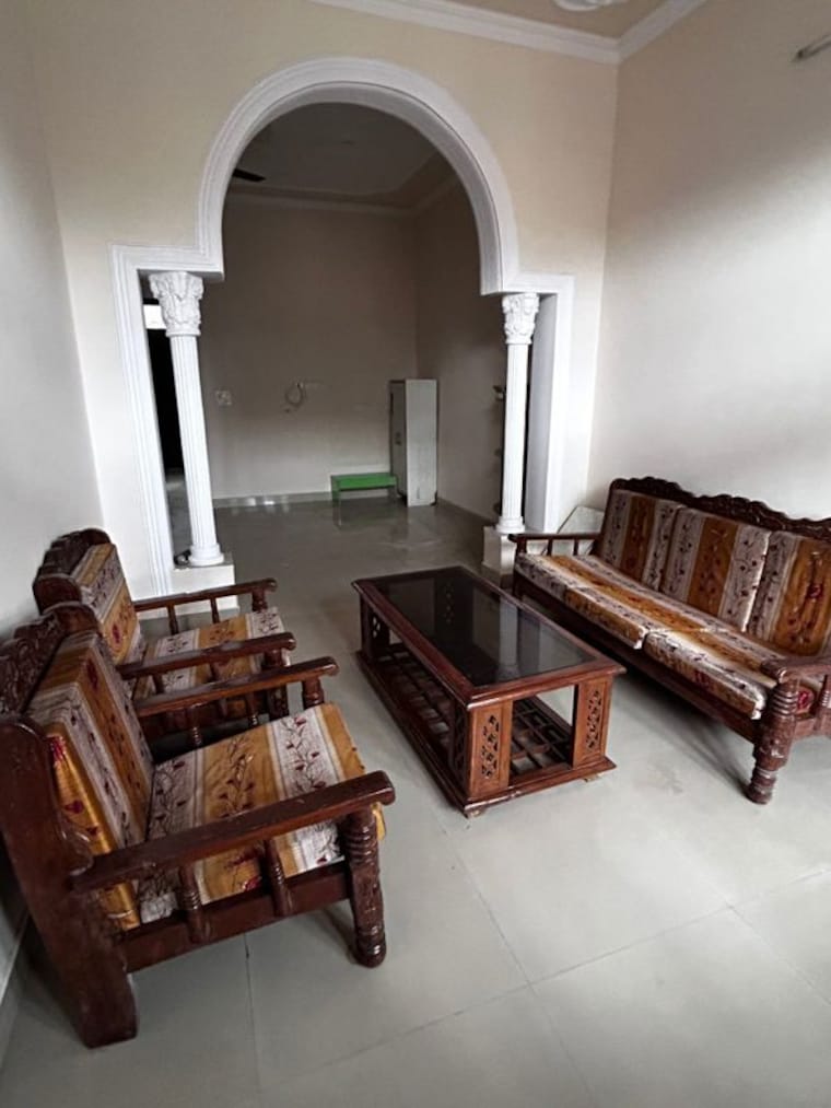 Living Room, sector 22b 2 Bedroom 1200 Sq.Ft. Builder Floor In Sector 22b Gurgaon 10054740