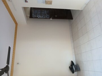 Furnished Amenities in 1 BHK Apartment at Swastik Park CHS, Ghodbunder Road – for Rent