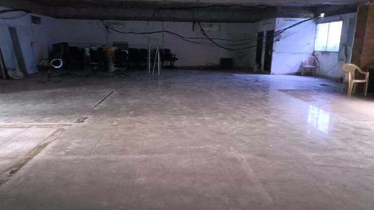  Parking, hi tech city Commercial Office Space 3075 Sq.Ft. In Hi Tech City Hyderabad 10054765