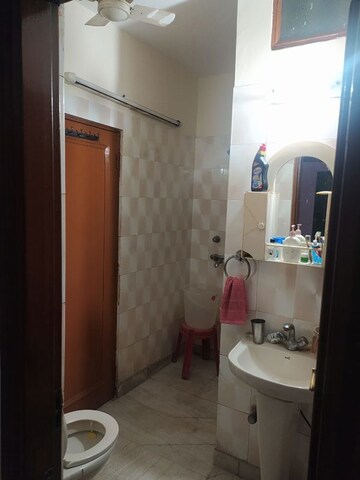 Bathroom in 2 BHK Builder Floor at Sector 23 – for Rent