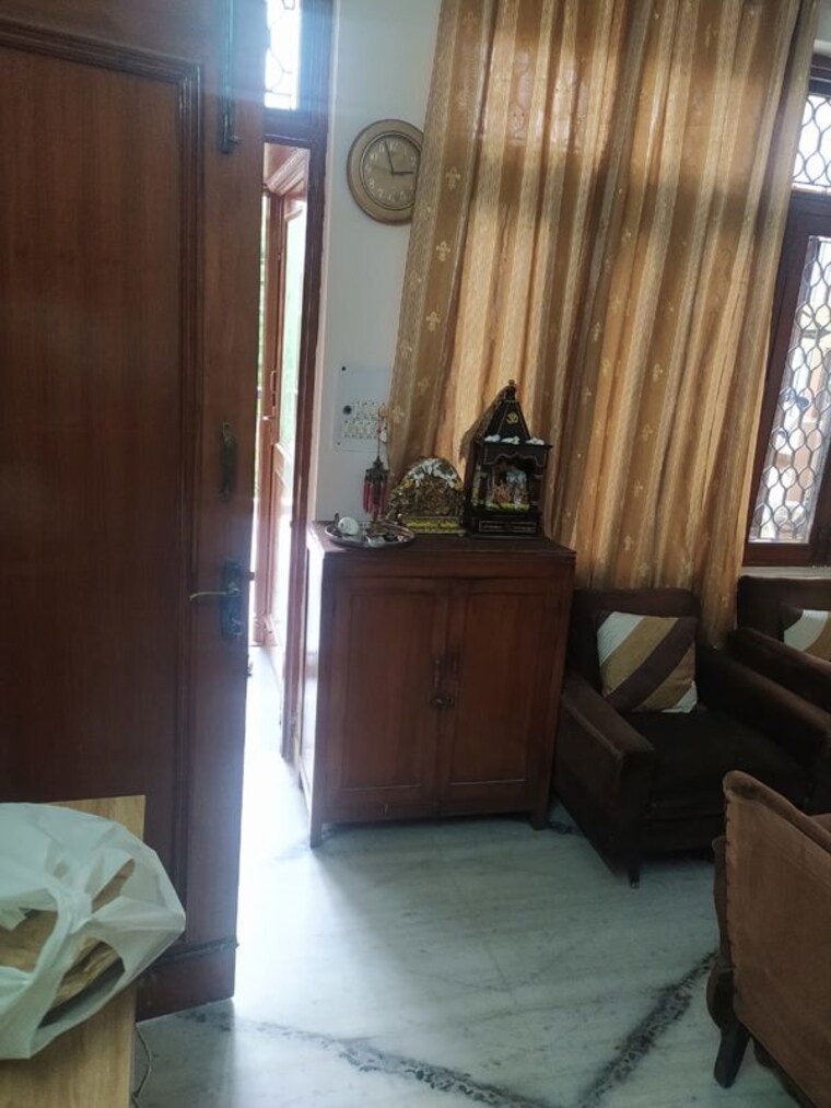 Living Room, sector 23 2 Bedroom 1200 Sq.Ft. Builder Floor In Sector 23 Gurgaon 10054767