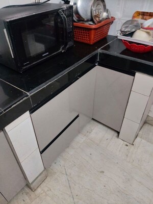 Kitchen in 2 BHK Builder Floor at Sector 23 – for Rent