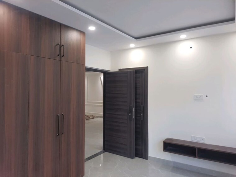 Room, palam vihar 3 Bedroom 2800 Sq.Ft. Builder Floor In Palam Vihar Gurgaon 10054780