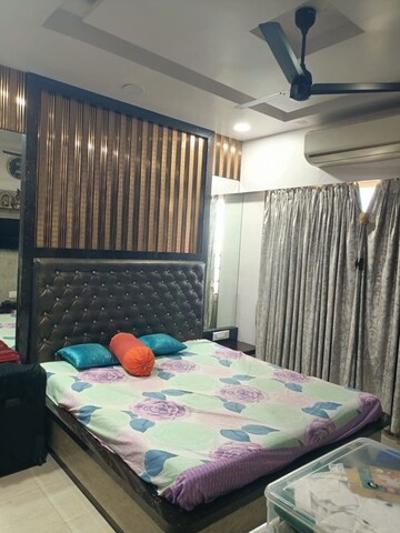 Bedroom in 2 BHK Apartment at Vasant Oasis Phase I, Andheri East – for Rent