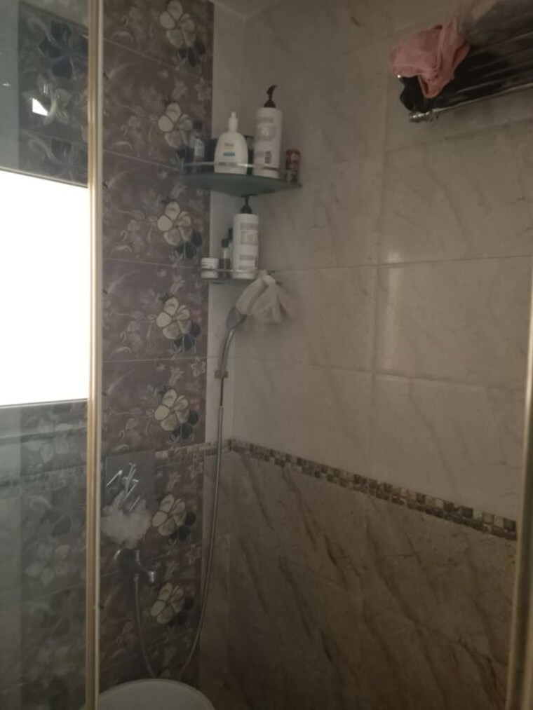 Bathroom, vasant-oasis-phase-i 2 Bedroom 905 Sq.Ft. Apartment In Andheri East Mumbai 10054796