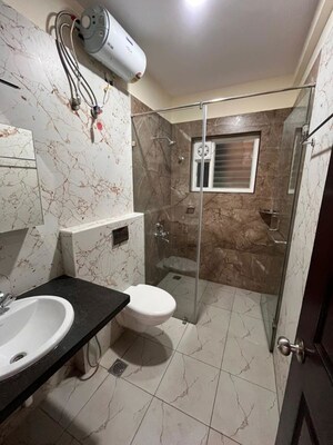 Master Bedroom in 3 BHK Apartment at Frazer Town – for Rent