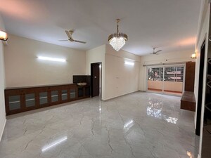 3 BHK Apartment For Rent in Frazer Town