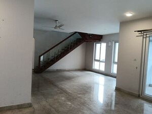 Living Room in 4 BHK Apartment at Sindhi Colony Ulsoor, Halasuru – for Rent