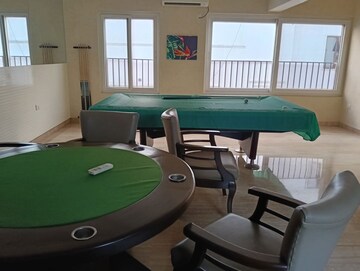 Living Room in 4 BHK Apartment at Sindhi Colony Ulsoor, Halasuru – for Rent