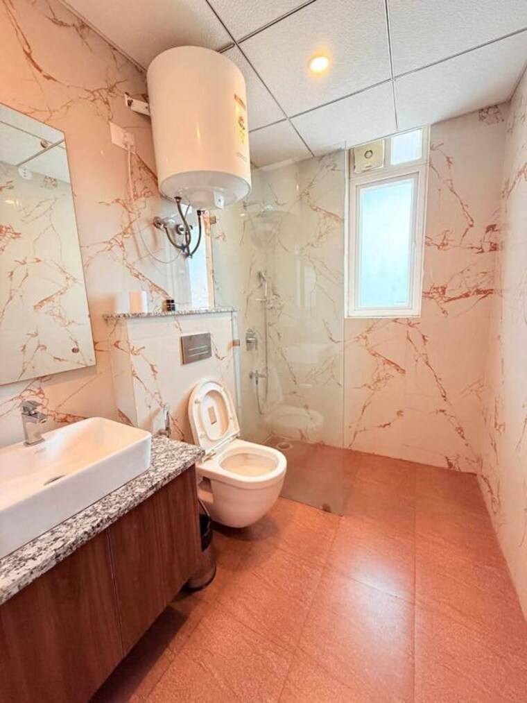 Bathroom, gupta-awas 1 Bedroom 550 Sq.Ft. Builder Floor In Sector 43 Gurgaon 10054842