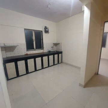 Room in 1 BHK Apartment at Shanti Niketan CHS Dahisar, Dahisar West – for Sale
